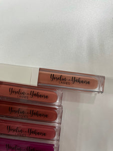 Matte liquid lipstick