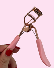Load image into Gallery viewer, Eyelash curler
